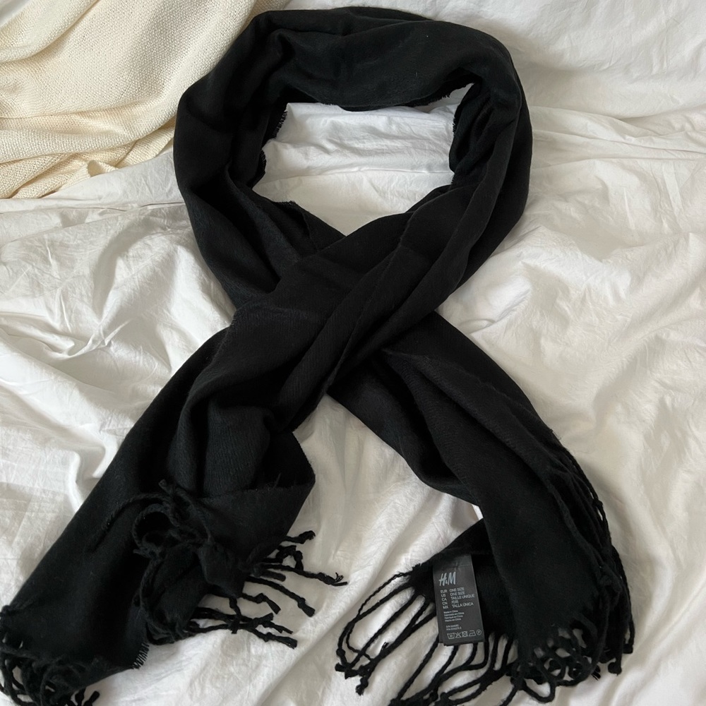 H&M scarf